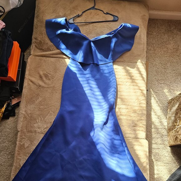 Royal Blue Off-Shoulder Mermaid Gown – Elegant Ruffle Neckline Evening Dress - Picture 3 of 3
